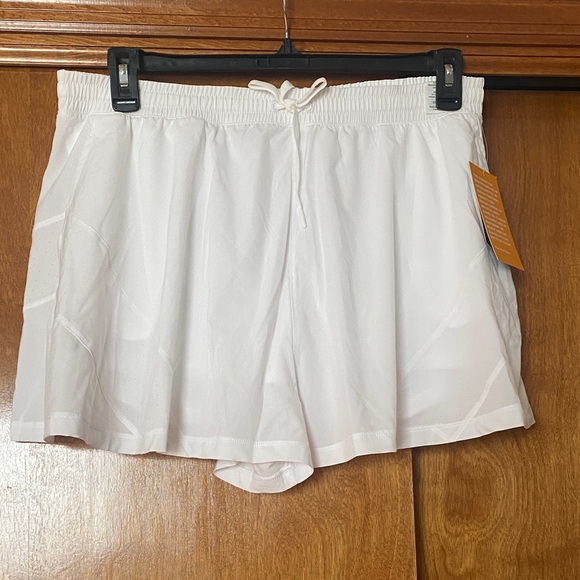 Avia White Flowing Run Shorts - Picture 1 of 4